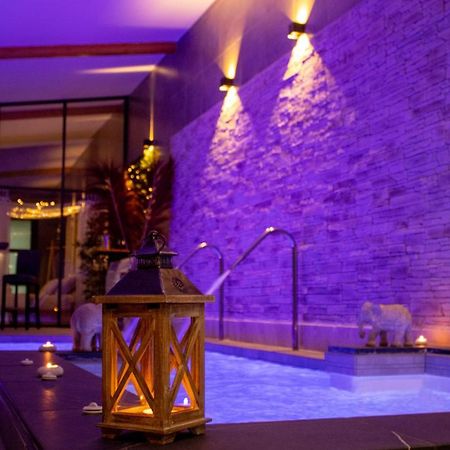 Le Bois Boheme- Suite & Spa Privatif Ним Екстериор снимка