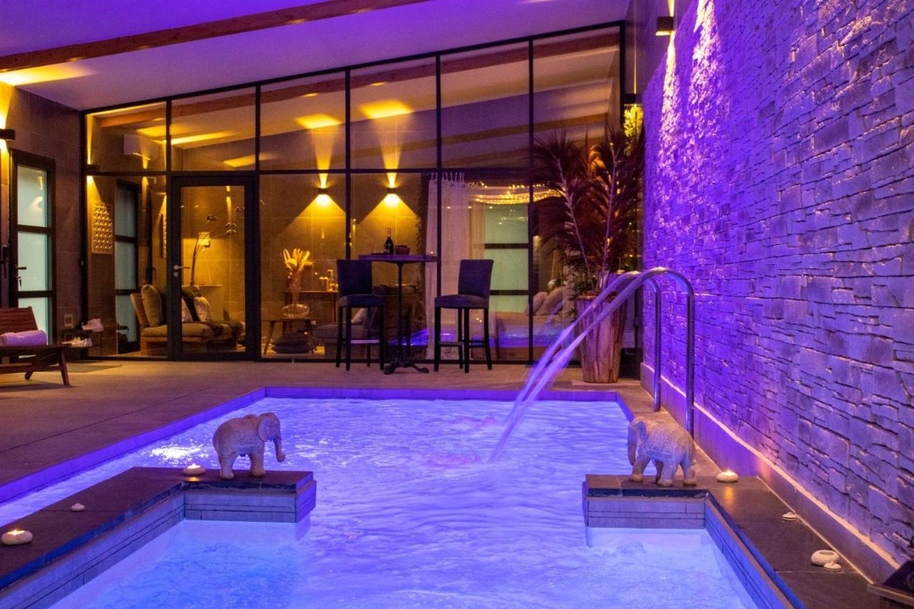 Le Bois Boheme- Suite & Spa Privatif Ним Екстериор снимка
