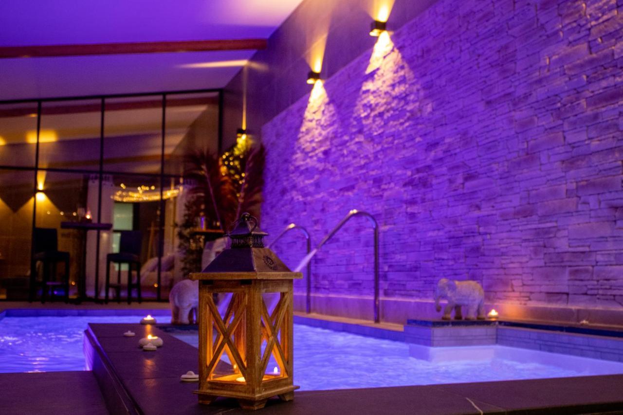 Le Bois Boheme- Suite & Spa Privatif Ним Екстериор снимка